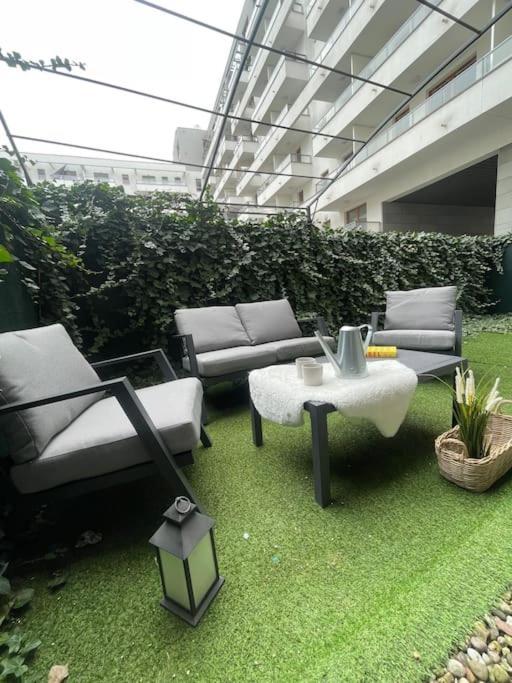 Z Tarasem Apartament Warszawa